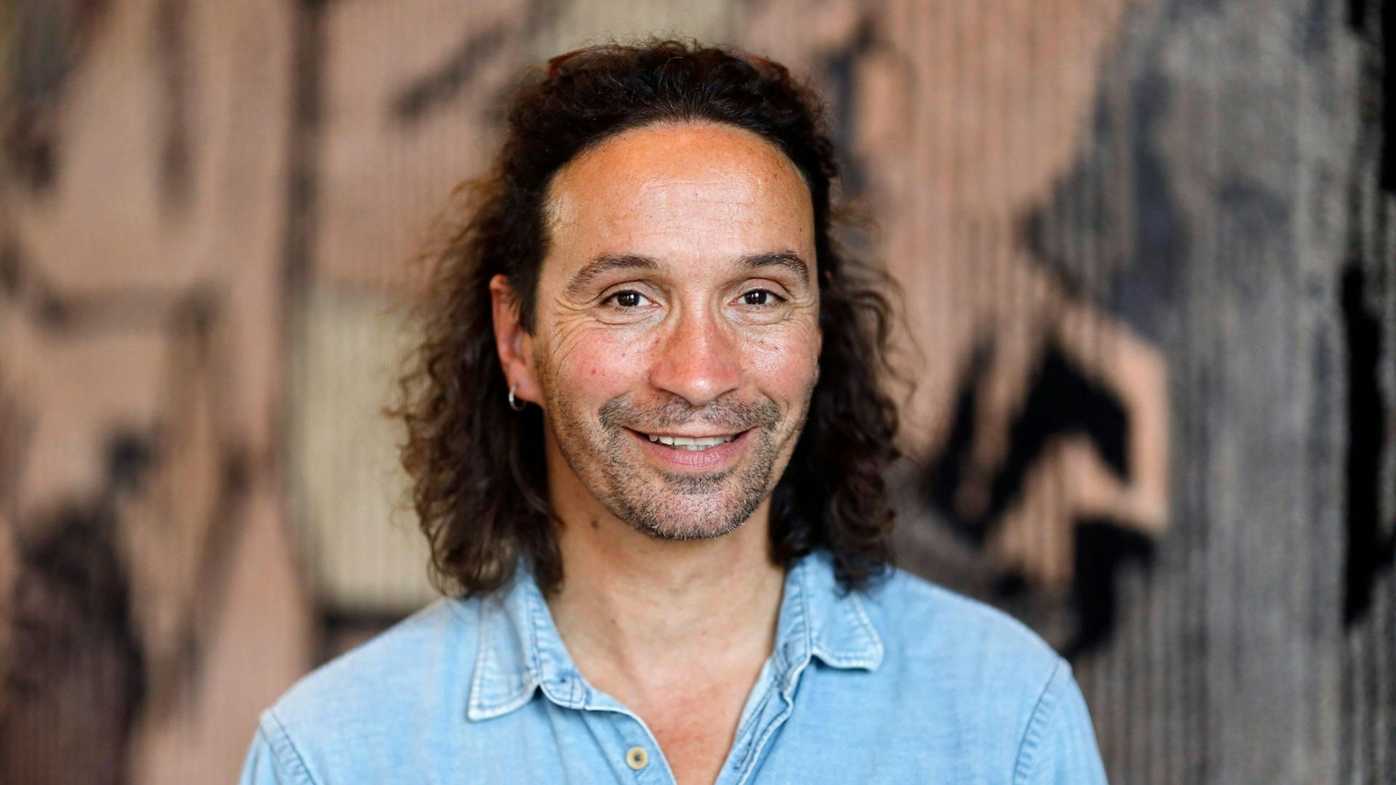 Das Foto zeigt Stephan Brings bei einem Empfang mit Oberbürgermeisterin Henriette Reker im Historischen Rathaus. Foto:xC.xHardtx/xFuturexImage