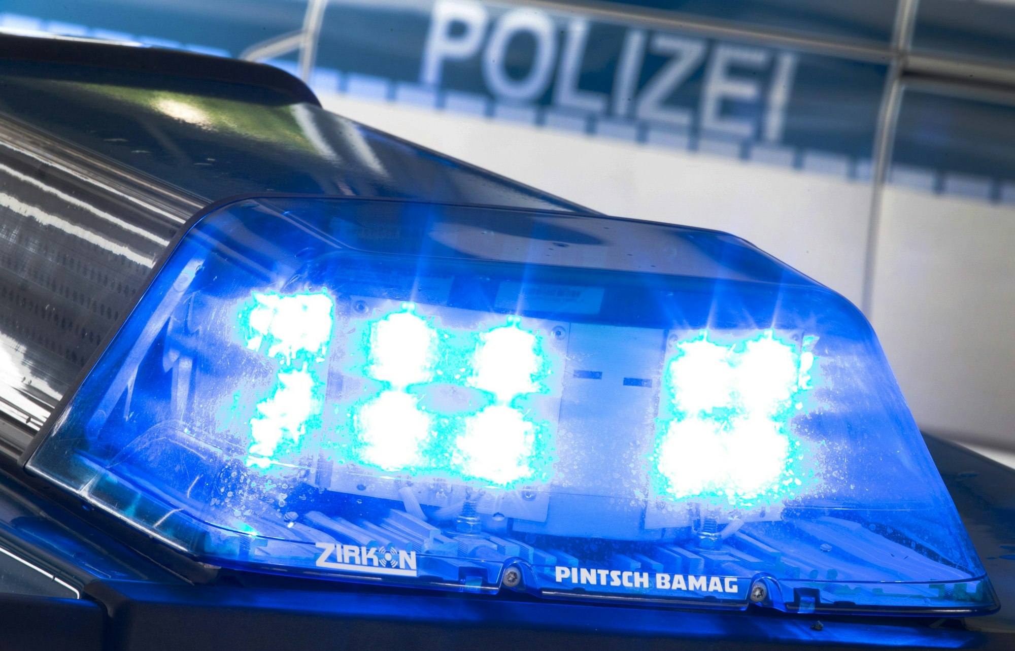 Blaulicht eines Polizeiautos
