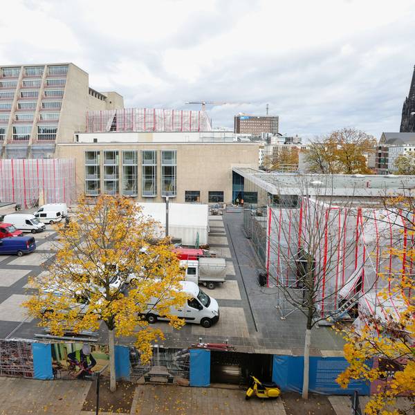 Das Bild zeigt die Baustelle von Kölner Oper und Schauspielhaus.