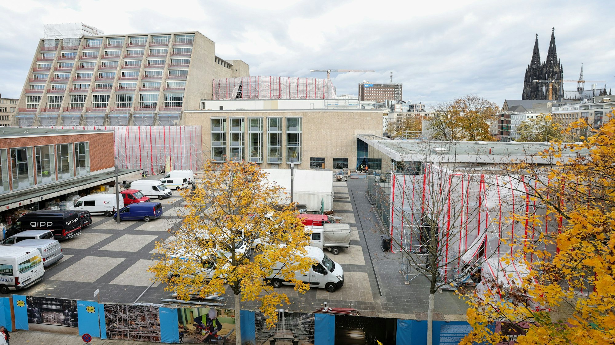 Die Baustelle von Kölner Oper und Schauspielhaus.