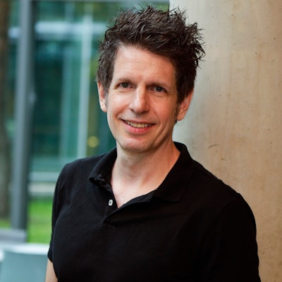 Der Kölner Medienwissenschaftler Martin Andree warnt vor der wachsenden Macht der großen Digitalkonzerne.
