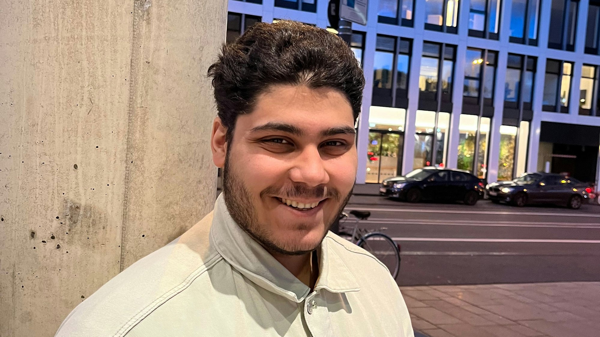 Porträt von Alan Zibar, geflüchtet aus Aleppo