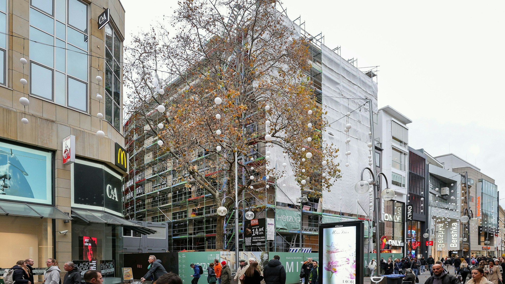 Das Gebäude an der Ecke Schildergasse/Herzogstraße.