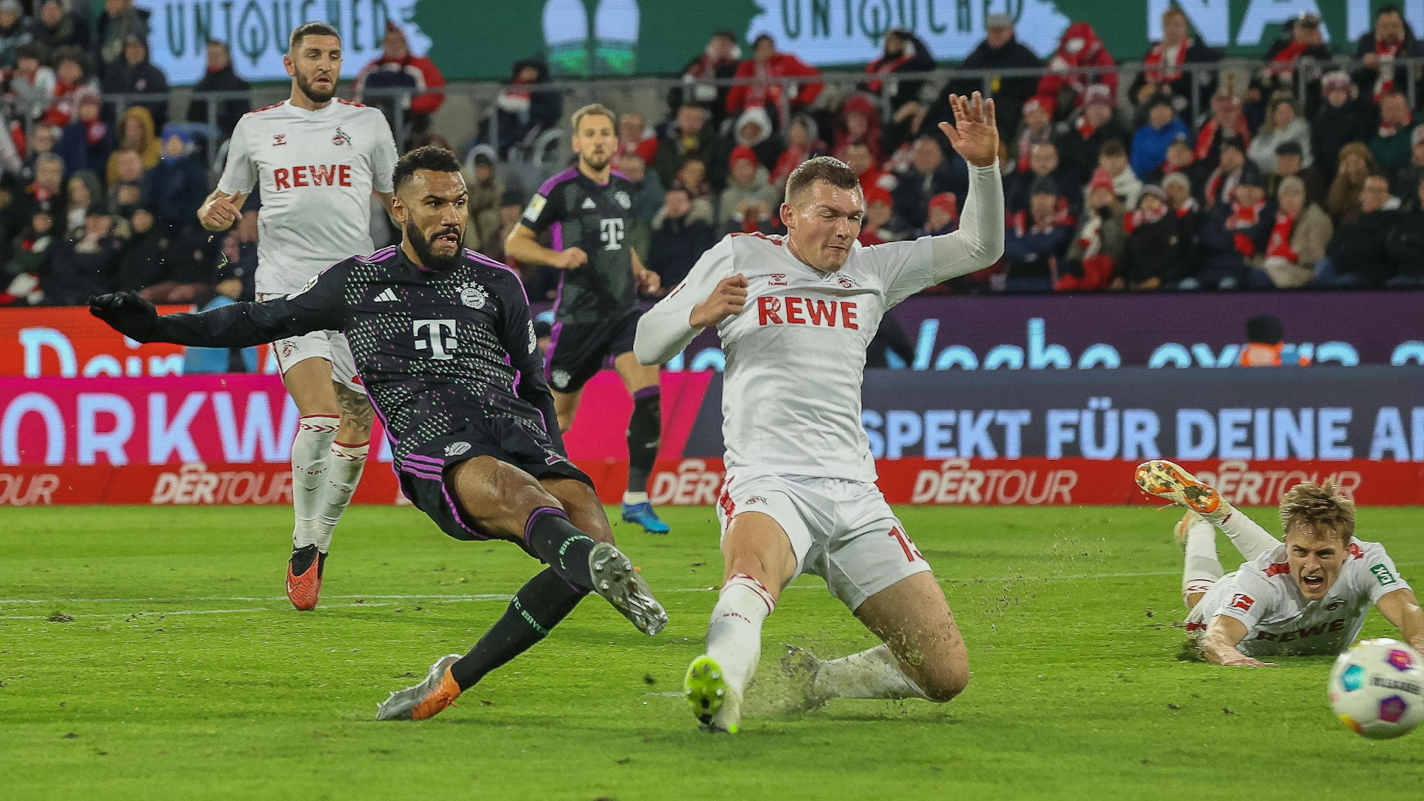 Kilian gegen Choupo-Moting der schießt