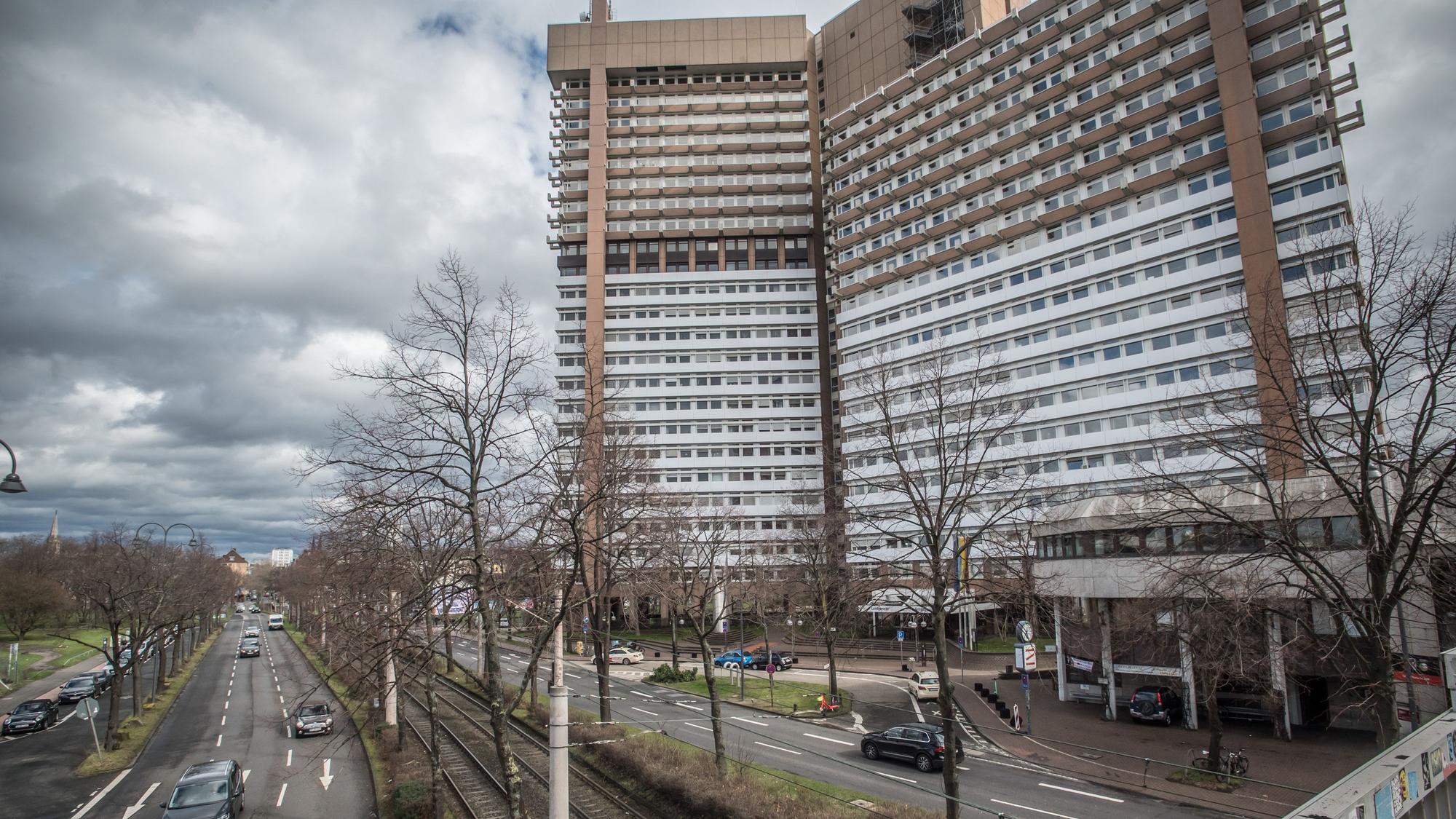 Das Kölner Landgericht an der Luxemburger Straße.