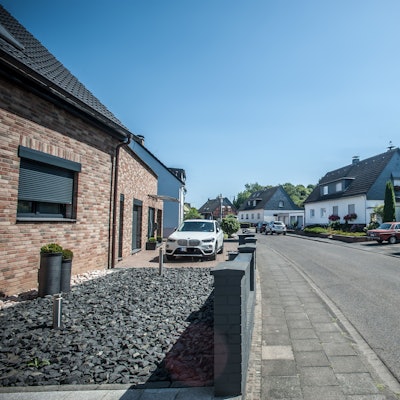Die Leverkusener Gärten und ihre Gestaltung sind im Gespräch, hier die Straße Im Eisholz.