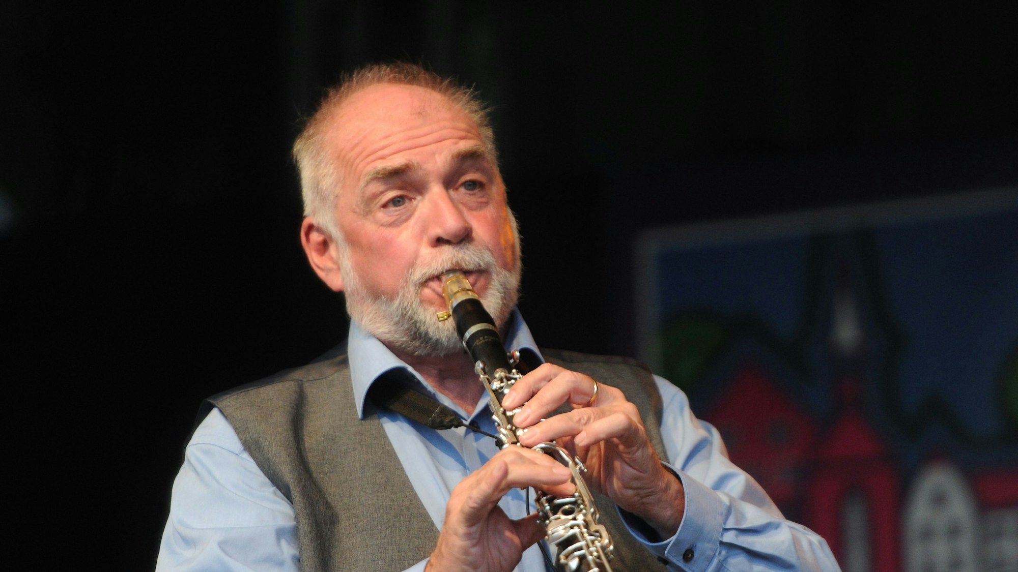 Helmut Eisel an der Klarinette mit dem Programm Klez-Fiesta.
