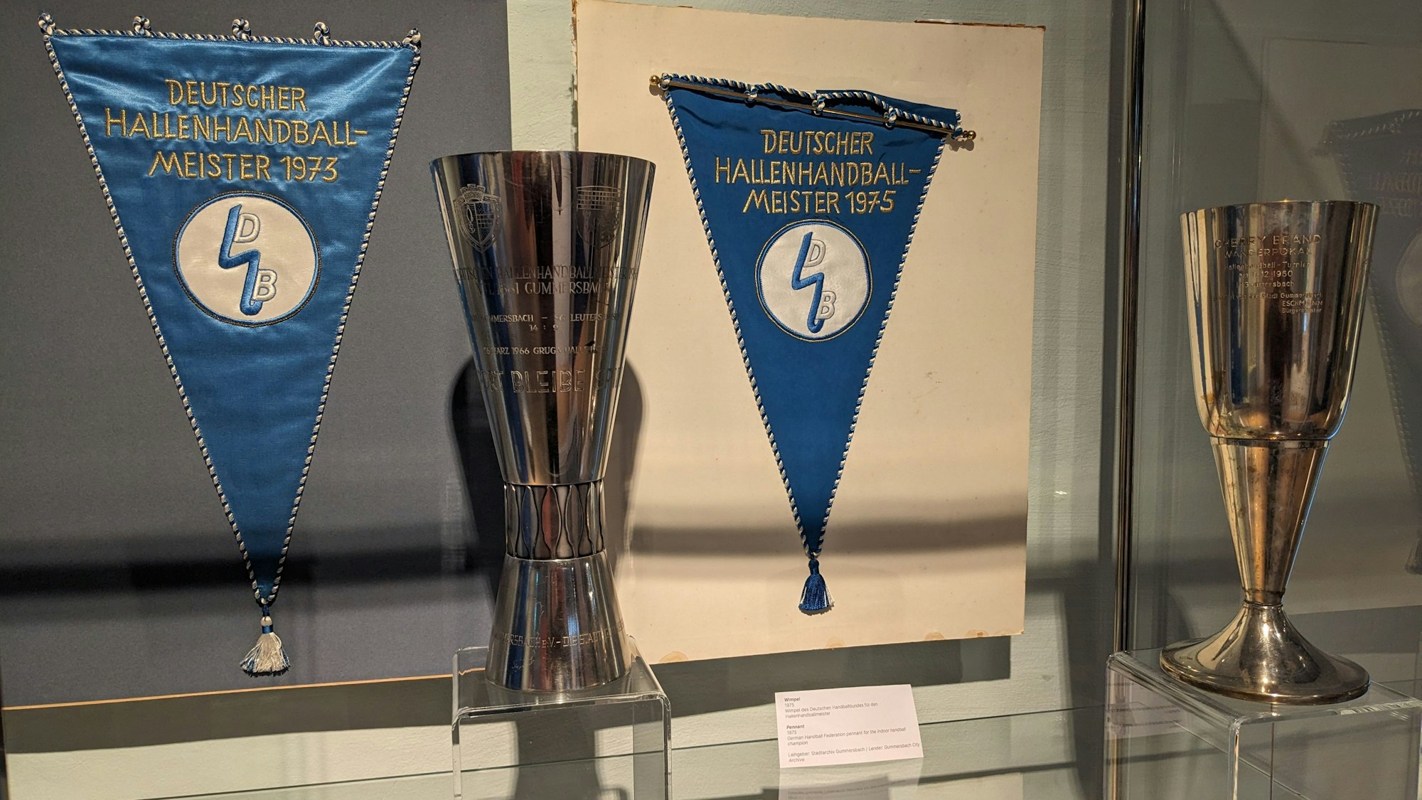 Das LVR-Niederrheinmuseum Wesel zeigt die Handball-Ausstellung Kleine Tore - Große Sprünge mit Exponaten aus Gummersbach.