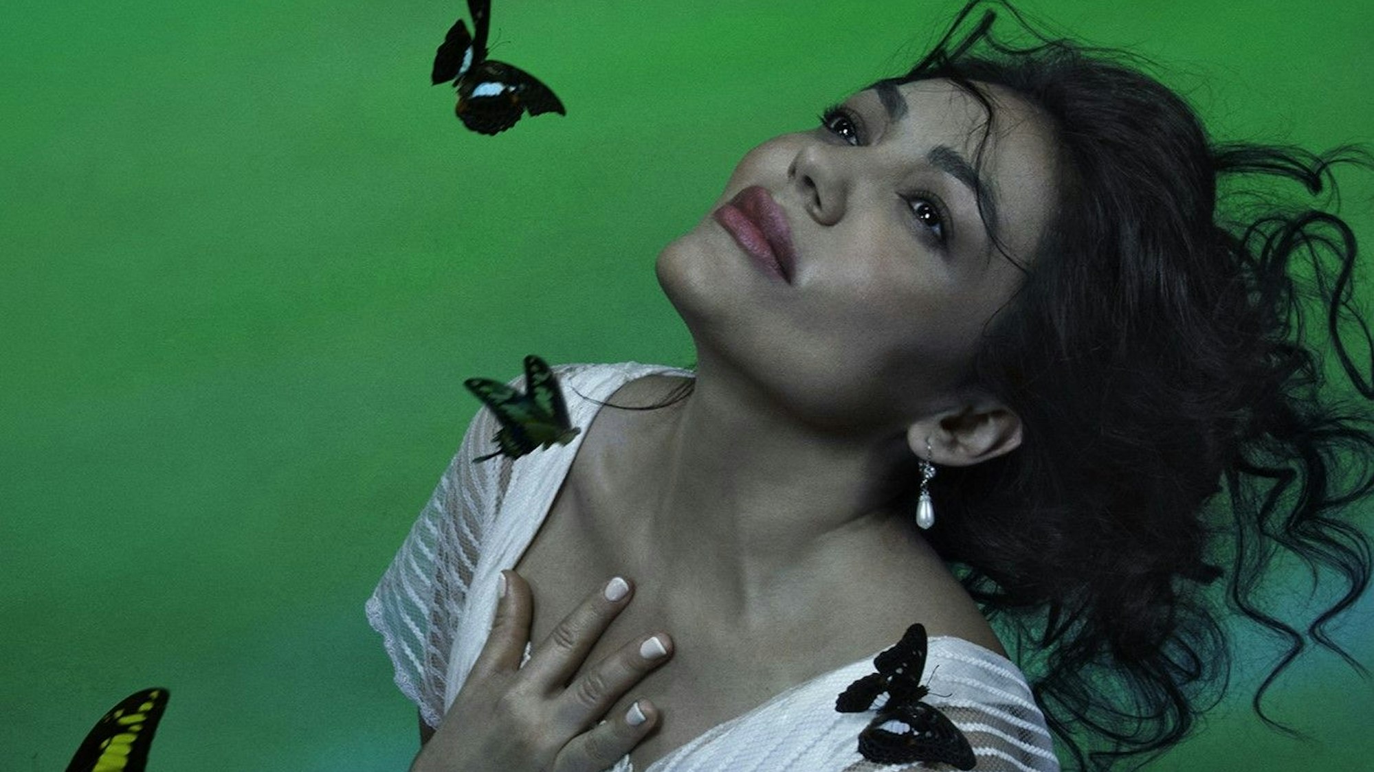 Ailyn Pérez as Florencia Grimaldi in Daniel Catáns "Florencia en el Amazonas" MET-Opera, Programm Kinopolis Leverkusen.