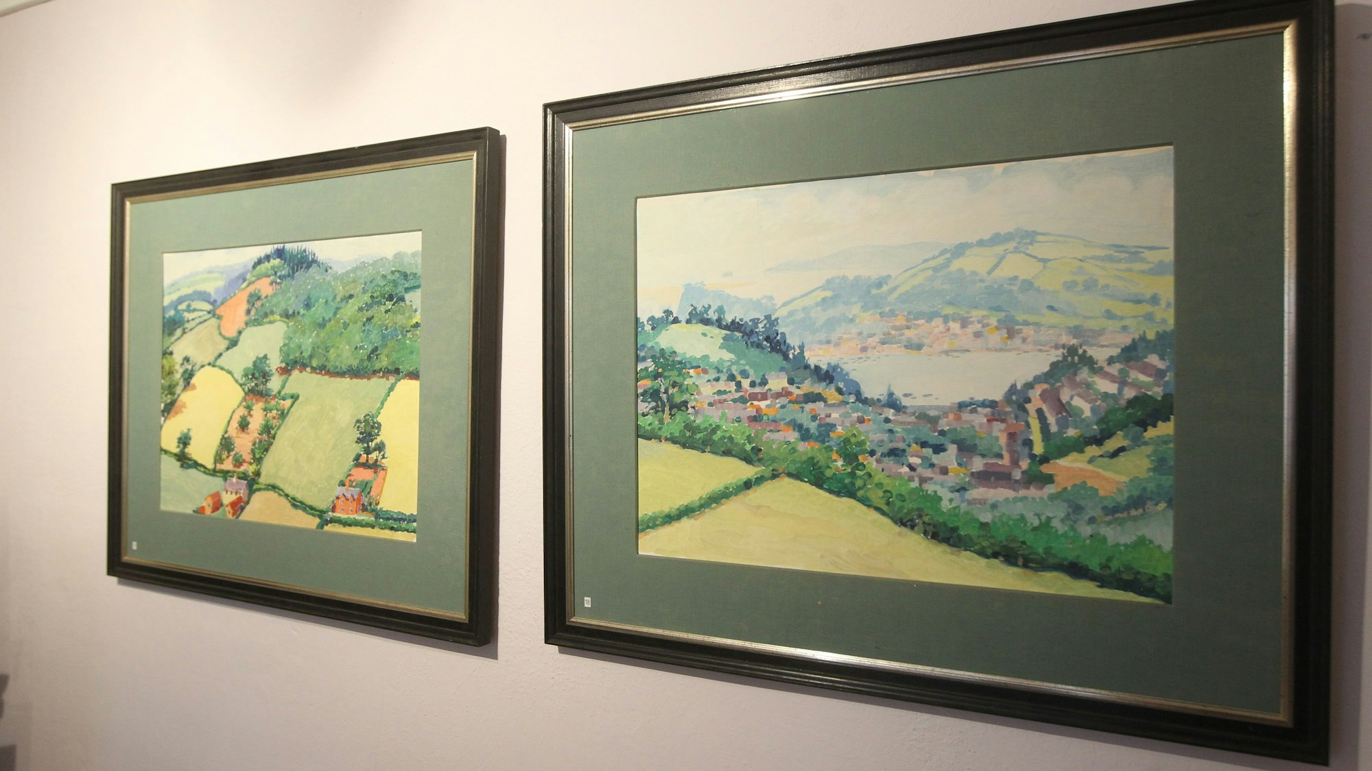 Die ersten Ölgemälde zeigen Landschaften des englischen Devon.