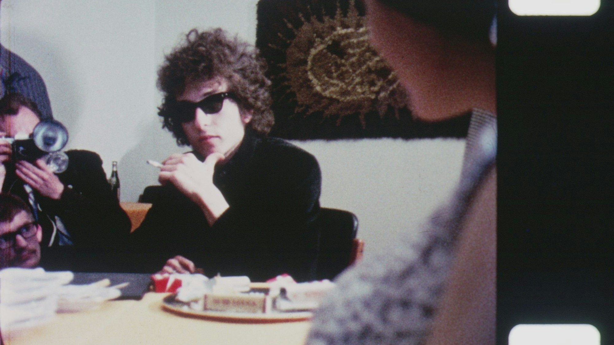 Bob Dylan bei einer Pressekonferenz im Jahr 1966