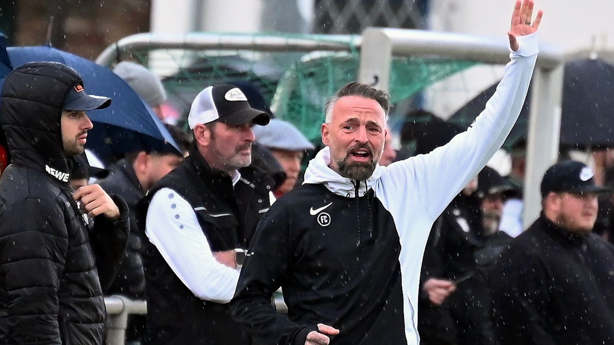 05.11.2023,-Fussball-SpVg. Porz - Fortuna Köln II
TR: Jonas Wendt (Porz)
Foto: Uli Herhaus