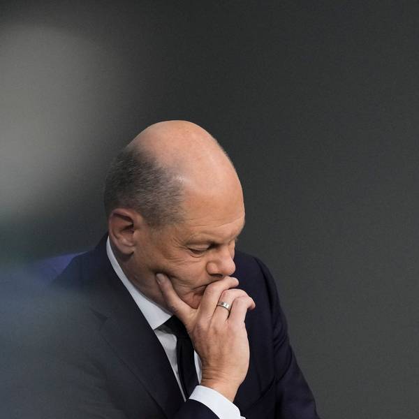 Bundeskanzler Olaf Scholz ist nach dem Haushaltschaos in der Beliebtheit bei Wählerinnen und Wählern massiv gesunken.