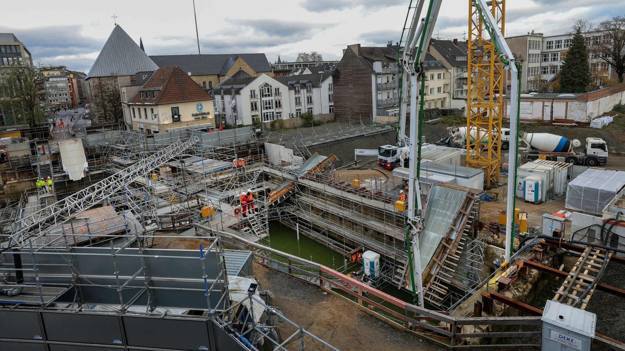 Die Großbaustelle am Waidmarkt wird noch mindestens acht Jahre bestehen bleiben.
