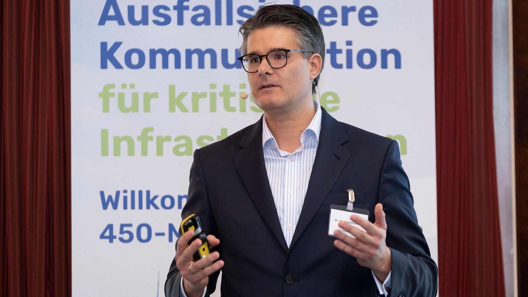 Geschäftsführer von 450connect, Frederik Giessing.