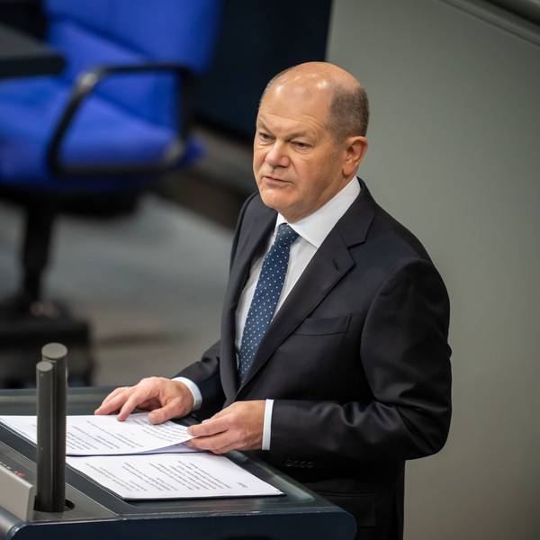 Bundeskanzler Olaf Scholz (SPD) bei seiner Regierungserklärung zum Bundeshaushalt am Dienstag (27. November).