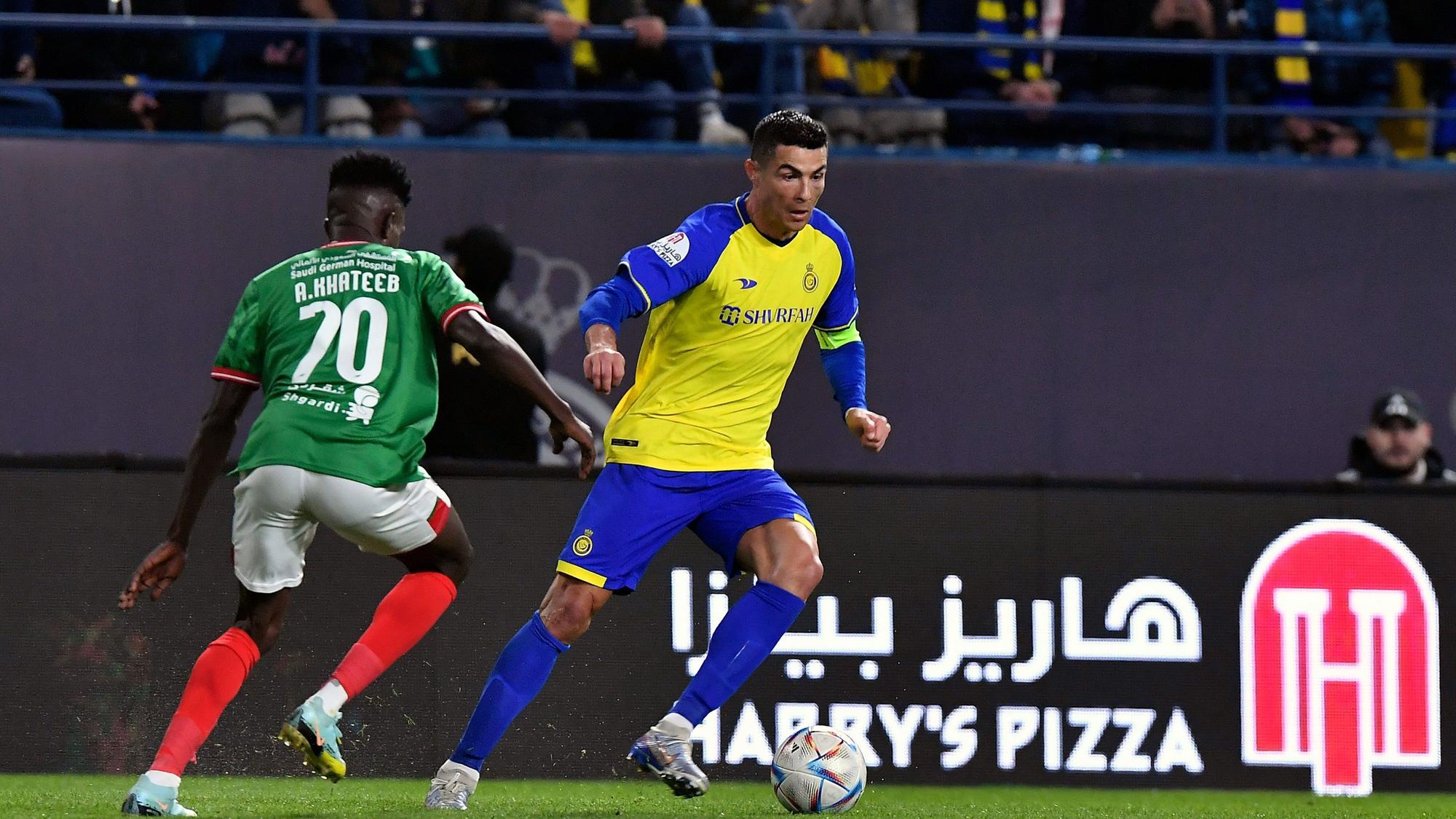 Riad: Cristiano Ronaldo (r.) von Al Nassr in Aktion (Archivbild). Mit einer Fair-Play-Geste sorgt Ronaldo für Aufsehen in der asiatischen Champions League.