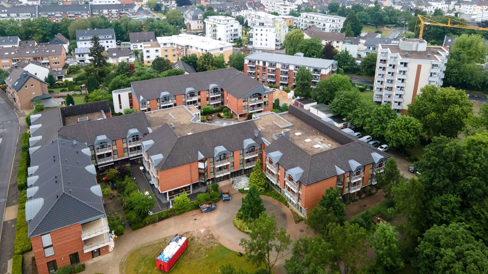 Das Luftbild zeigt das Theodor-Rövenich-Haus in Euskirchen.