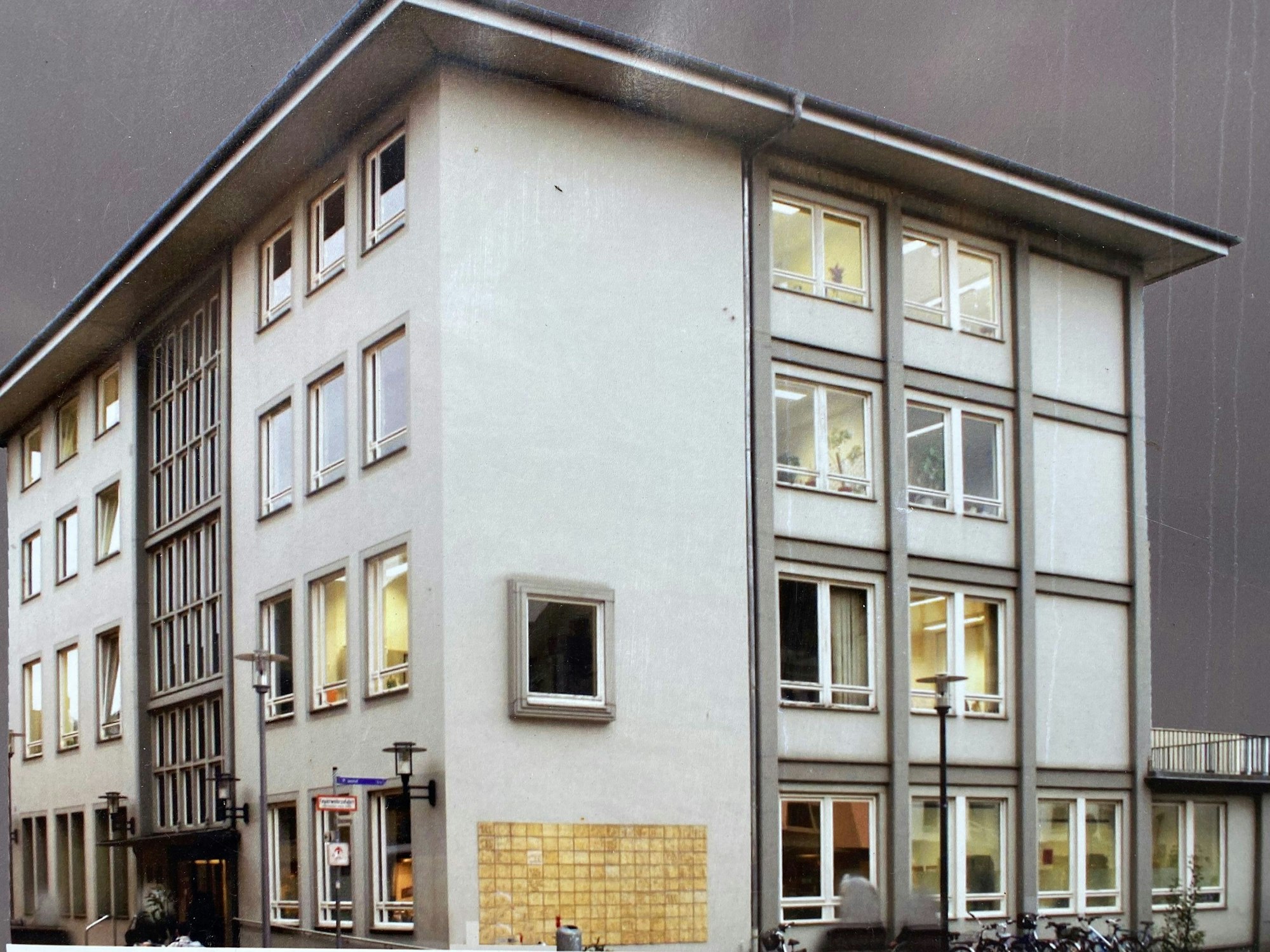 Zu sehen ist der ehemalige Rathausanbau.