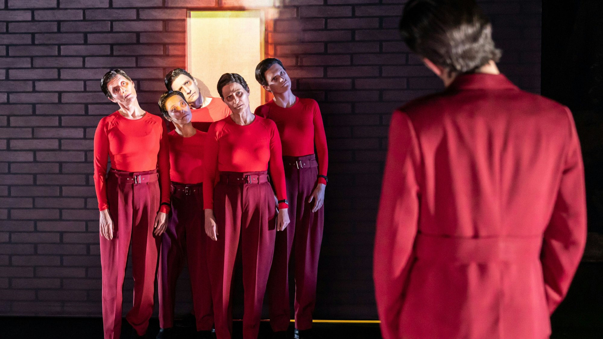 Der Prozess
von Franz Kafka
Regie: Pınar Karabulut
Foto:
Krafft Angerer