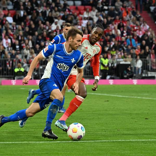 28.10.2023, xsltx, Fussball 1.Bundesliga, FC Bayern Muenchen - SV Darmstadt 98 emspor, v.l. Matthias Bader SV Darmstadt 98, Mathys Tel FC Bayern München DFL/DFB REGULATIONS PROHIBIT ANY USE OF PHOTOGRAPHS as IMAGE SEQUENCES and/or QUASI-VIDEO Muenchen *** 28 10 2023, xsltx, Football 1 Bundesliga, FC Bayern Muenchen SV Darmstadt 98 emspor, v l Matthias Bader SV Darmstadt 98 , Mathys Tel FC Bayern Munich DFL DFB REGULATES PROHIBIT ANY USE OF PHOTOGRAPHS as IMAGE SEQUENCES and or QUASI VIDEO Muenchen