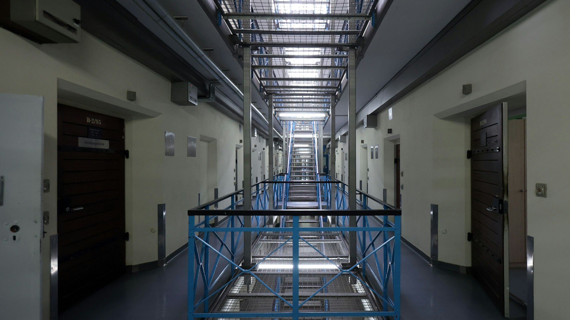 Ein Flur in der JVA Rheinbach.