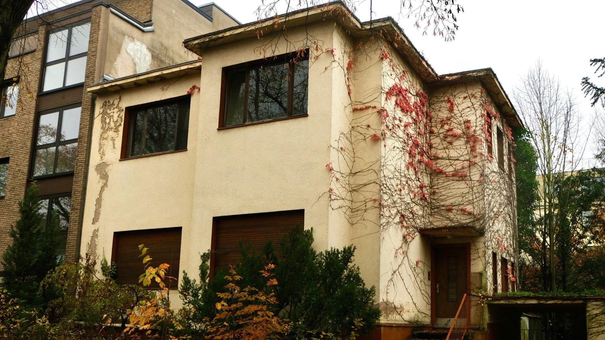 Das Haus an der Landgrafenstraße steht seit Jahren leer.