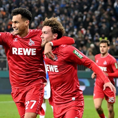 Selke und Waldschmidt jubeln nach dem 1:0 für den FC.