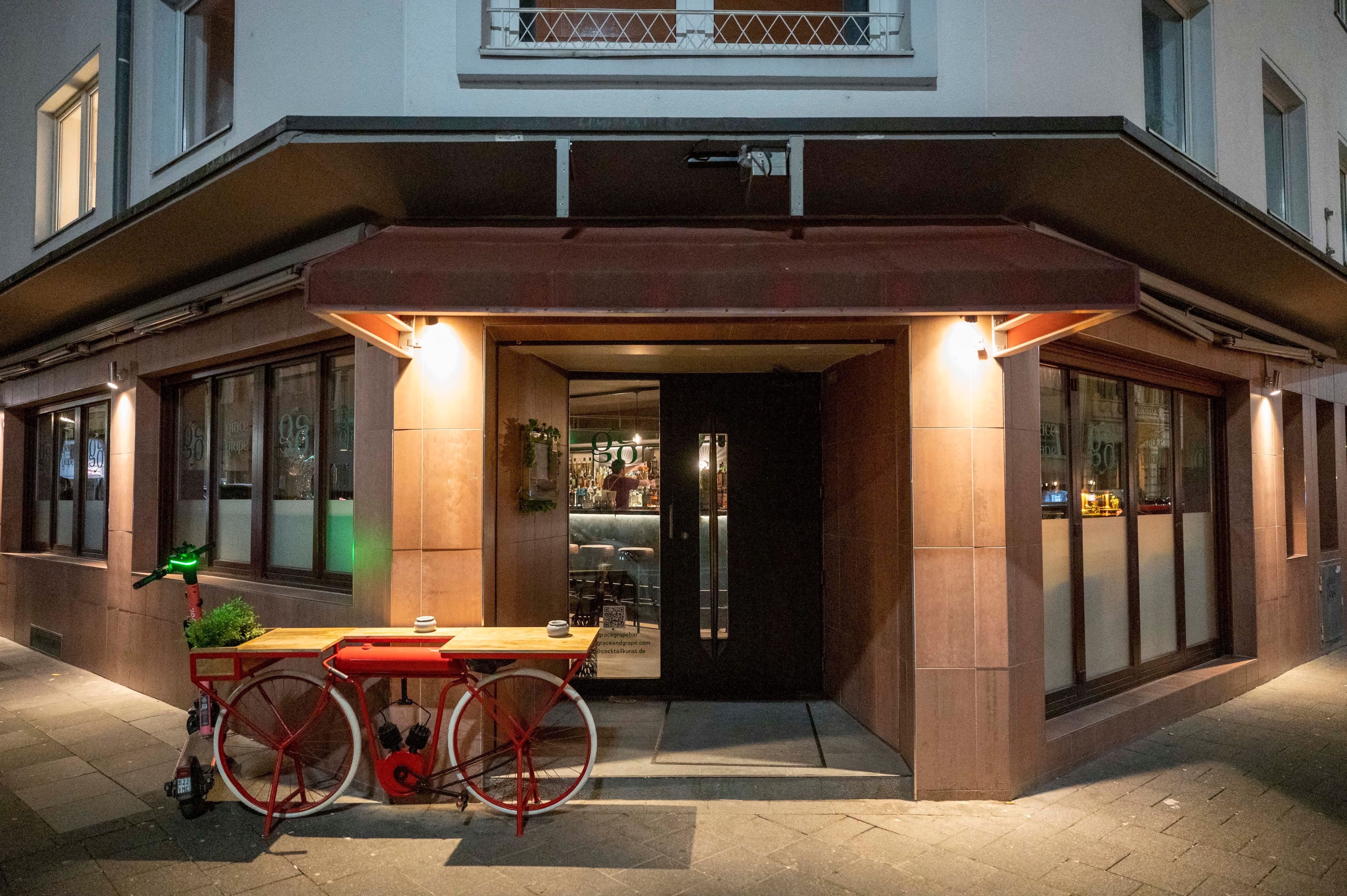 Die Bar Grace & Grape ist in der Kyffhäuserstraße. (Archivbild)
