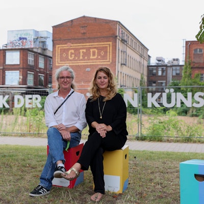 Dürfen das Otto-und-Langen-Quartier wohl bald wieder betreten: Marc Leßle und Anja Kolacek.