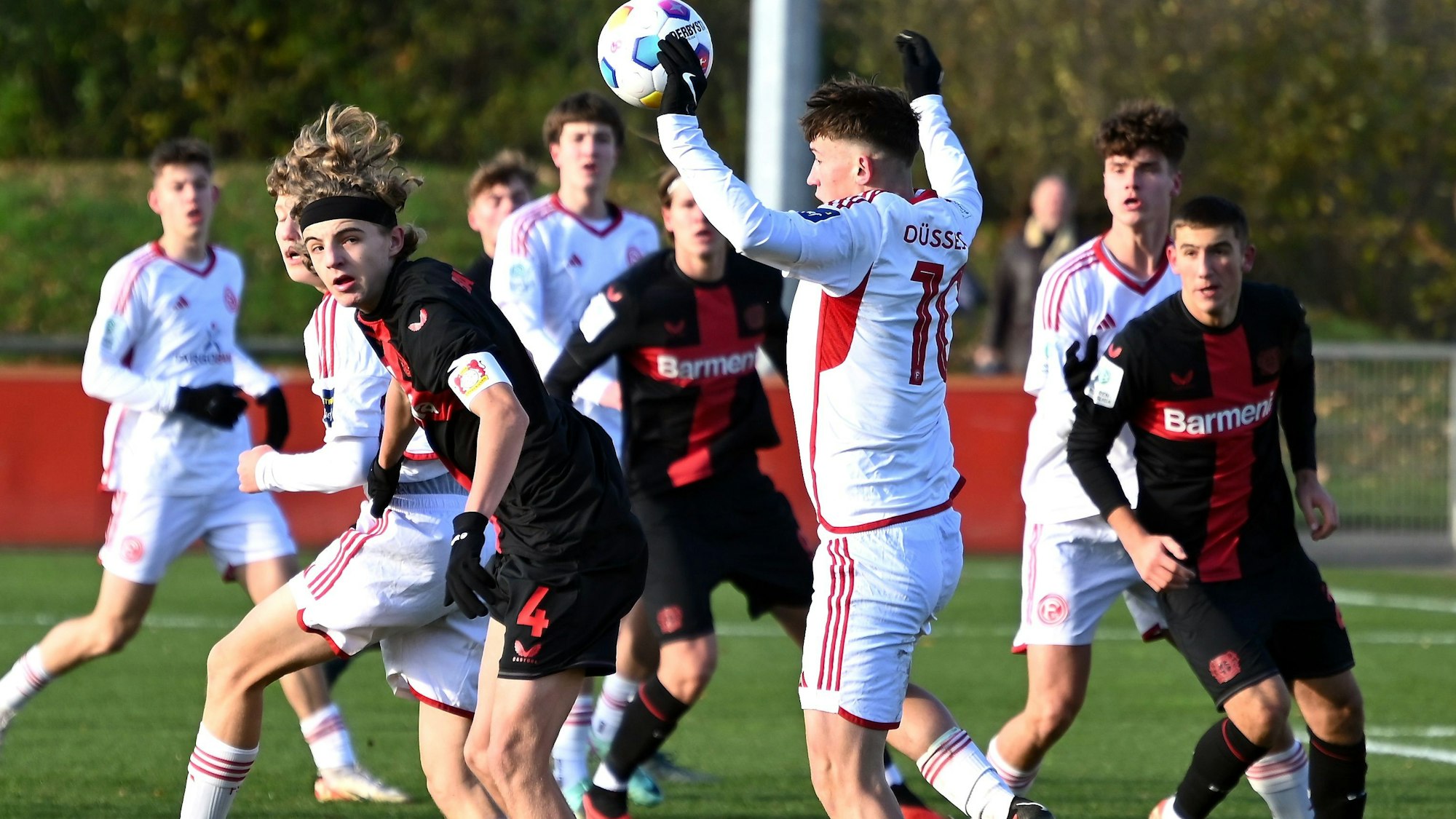 03.12.2023, Fussball-B-Junioren-Bayer-Duesseldorf
links: Ferdinand Pohl (Bayer)
Foto: Uli Herhaus
