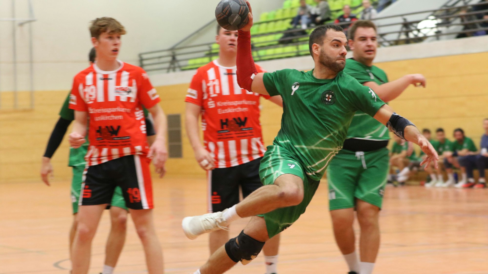 Sportlerwahl: Handballer aus Zülpich schafften 2023 Aufstieg | Kölner ...