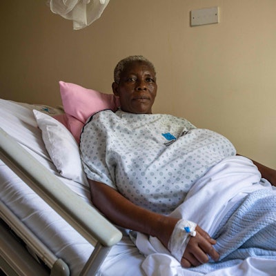 Safina Namukwaya hat in der ugandischen Hauptstadt Kampala Zwillinge zur Welt gebracht.