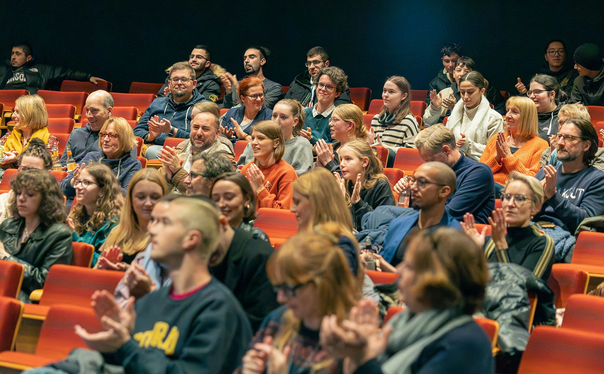 Das Publikum im „Filmforum NRW“ im Museum Ludwig.
