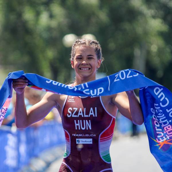 Fanny Szalai, 15-jähriges Top-Talent aus Ungarn, verstärkt in der nächsten Saison das Kölner Triathlonteam.