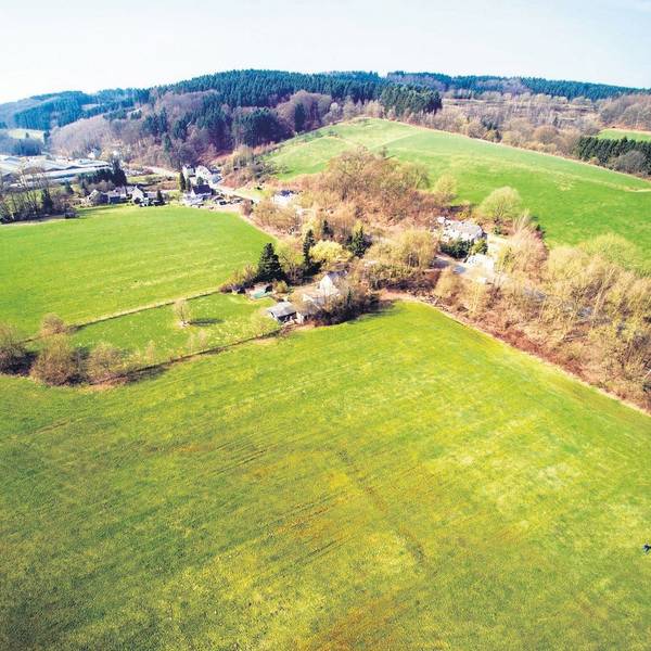 Zwischen Sülz und Landstraße beziehungsweise Untereschbach und der Stadtgrenze zu Rösrath war ein Gewerbegebiet erwogen worden.