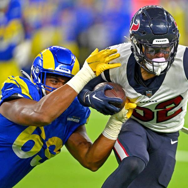 NFL, American Football Herren, USA Houston Texans at Los Angeles Rams, Aug 19, 2022 Inglewood, California, USA Houston Texans wide receiver Connor Wedington 82 breaks loose from Los Angeles Rams defensive tackle Elijah Garcia 69 after a complete pass in the second half at SoFi Stadium. Mandatory Credit: Jayne Kamin-Oncea-USA TODAY Sports, 19.08.2022 21:48:09, 18898520, Los Angeles Rams, NPStrans, NFL, Connor Wedington, Houston Texans, TopPic, Elijah Garcia PUBLICATIONxINxGERxSUIxAUTxONLY Copyright: xJaynexKamin-Onceax 18898520
