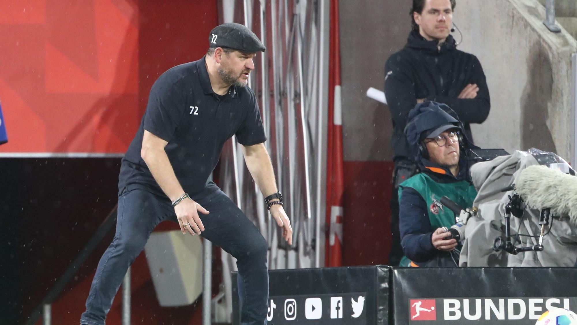 Steffen Baumgart an der Seitenlinie gegen Mainz.