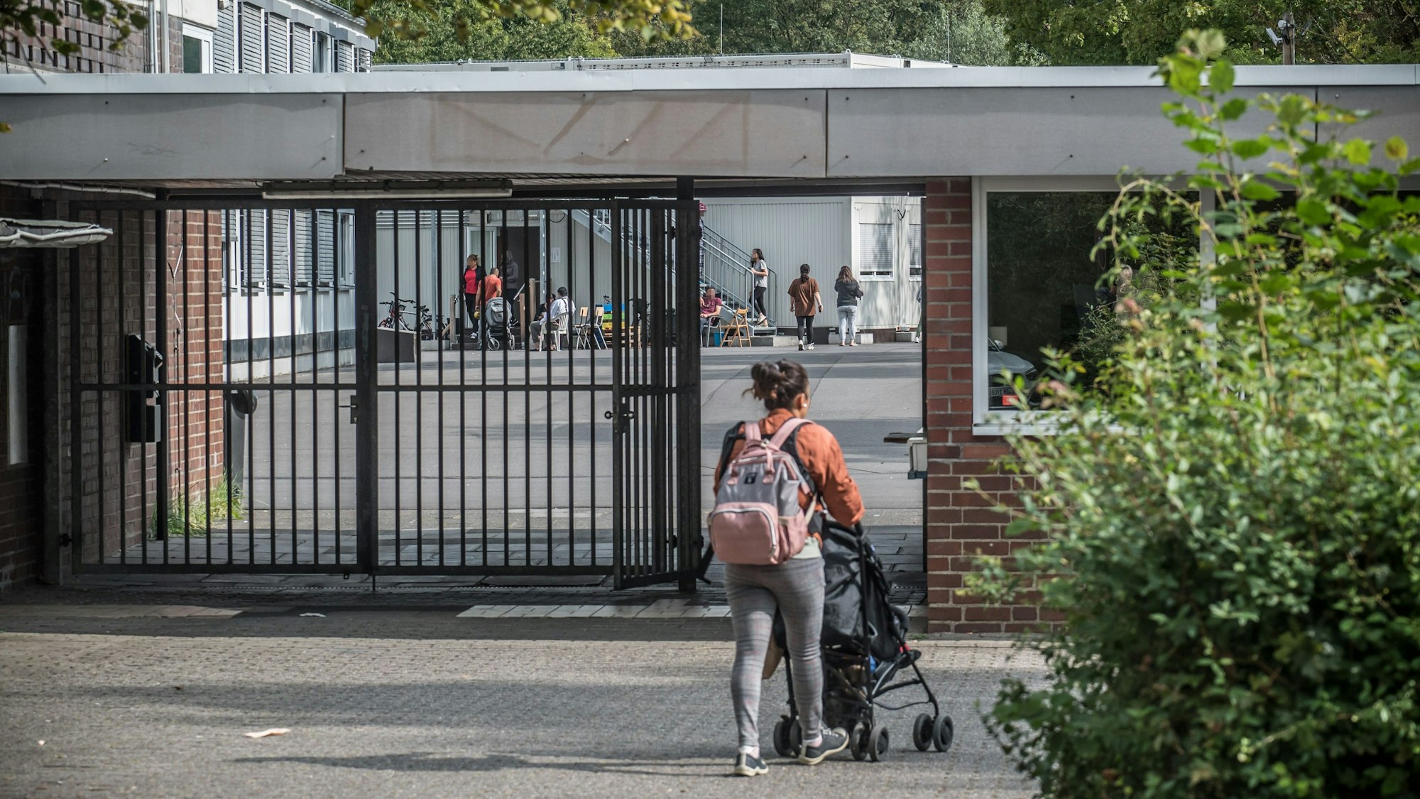 Die Landesunterkunft im ehemaligen Freibad Auermühle.