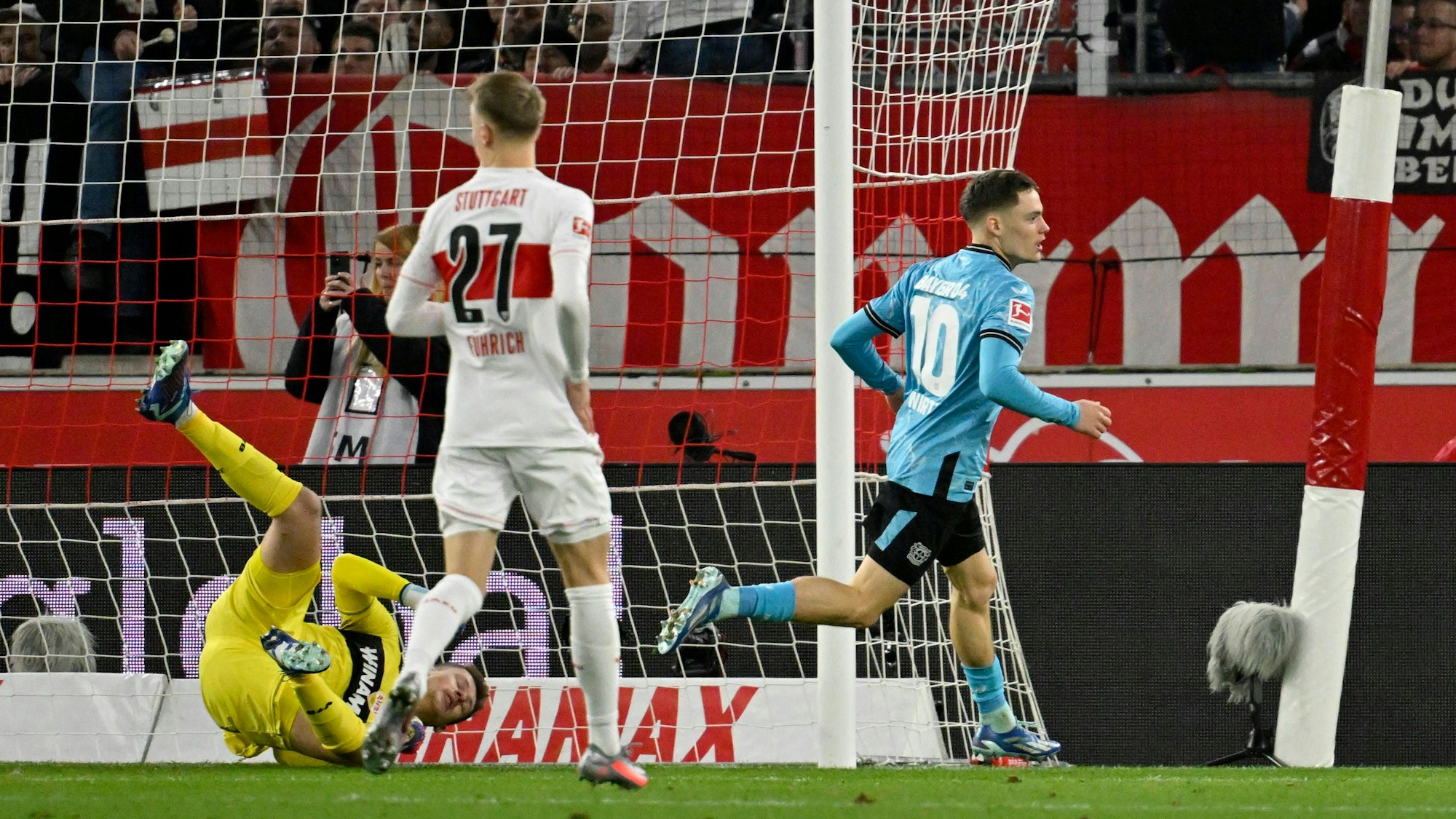 Das Tor zum 1:1 von Florian Wirtz im Hinspiel gegen den VfB Stuttgart