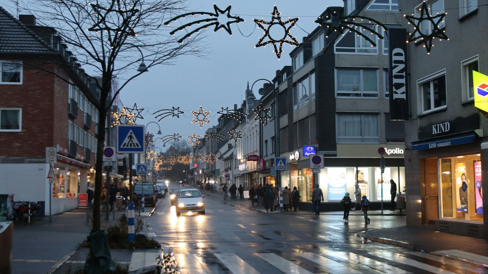 Geht es nach dem Willen der Bezirksvertretung Mülheim, werden auf der Dellbrücker Hauptstraße Bäume und andere Gewächse angepflanzt und Ruhebänke aufgestellt.