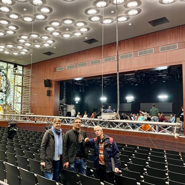 Die Aula des Freiherr-von-Stein-Gymnasiums ist fertig renoviert.