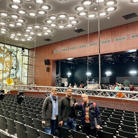 Die Aula des Freiherr-von-Stein-Gymnasiums ist fertig renoviert.