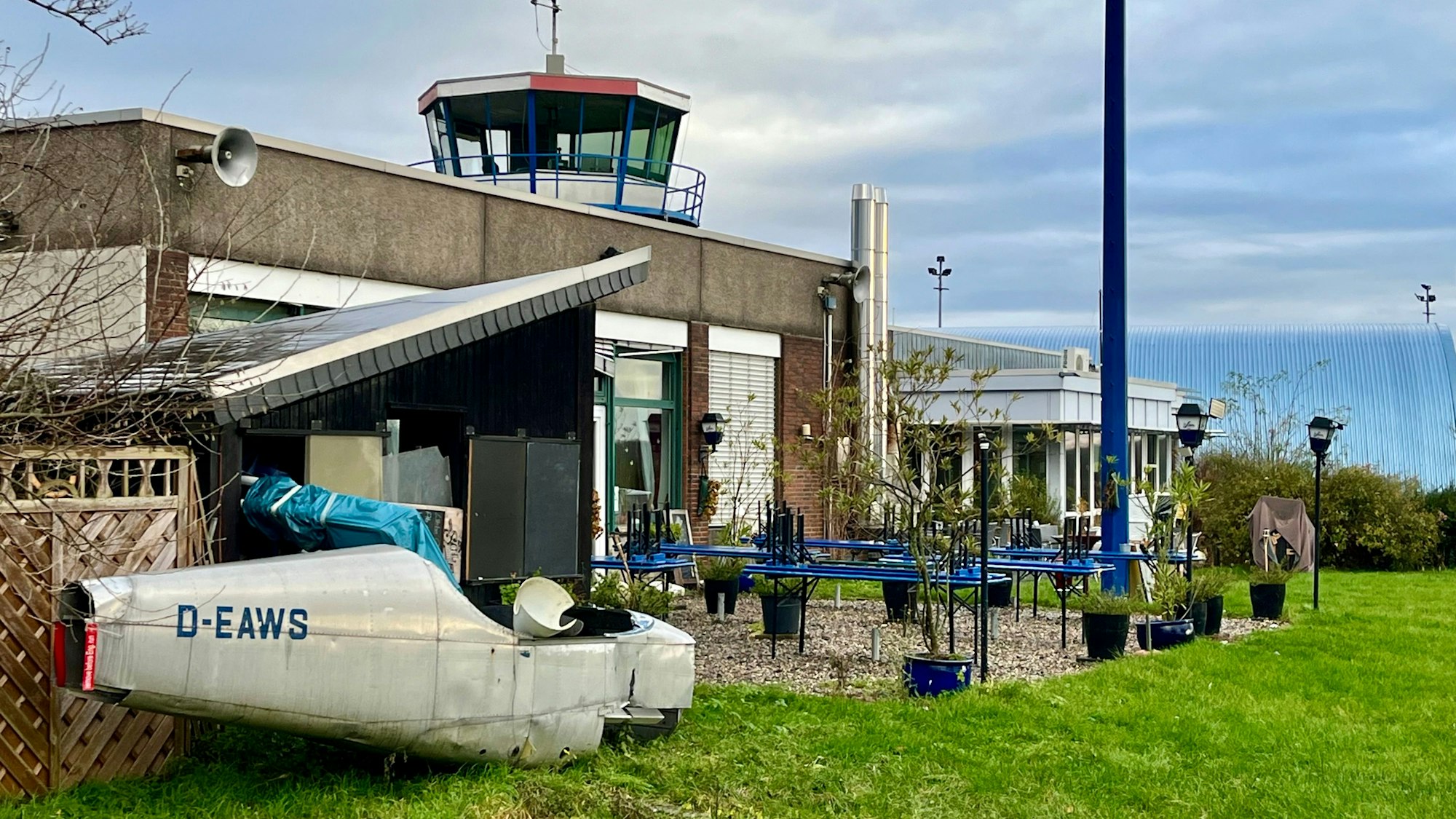 Restaurant Cockpit am Flugplatz ist geschlossen, Fliegerstube soll kommen