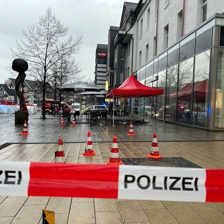 Tatort / Einsatzort nach Schüssen der Polizei auf einen Mann in Gummersbach