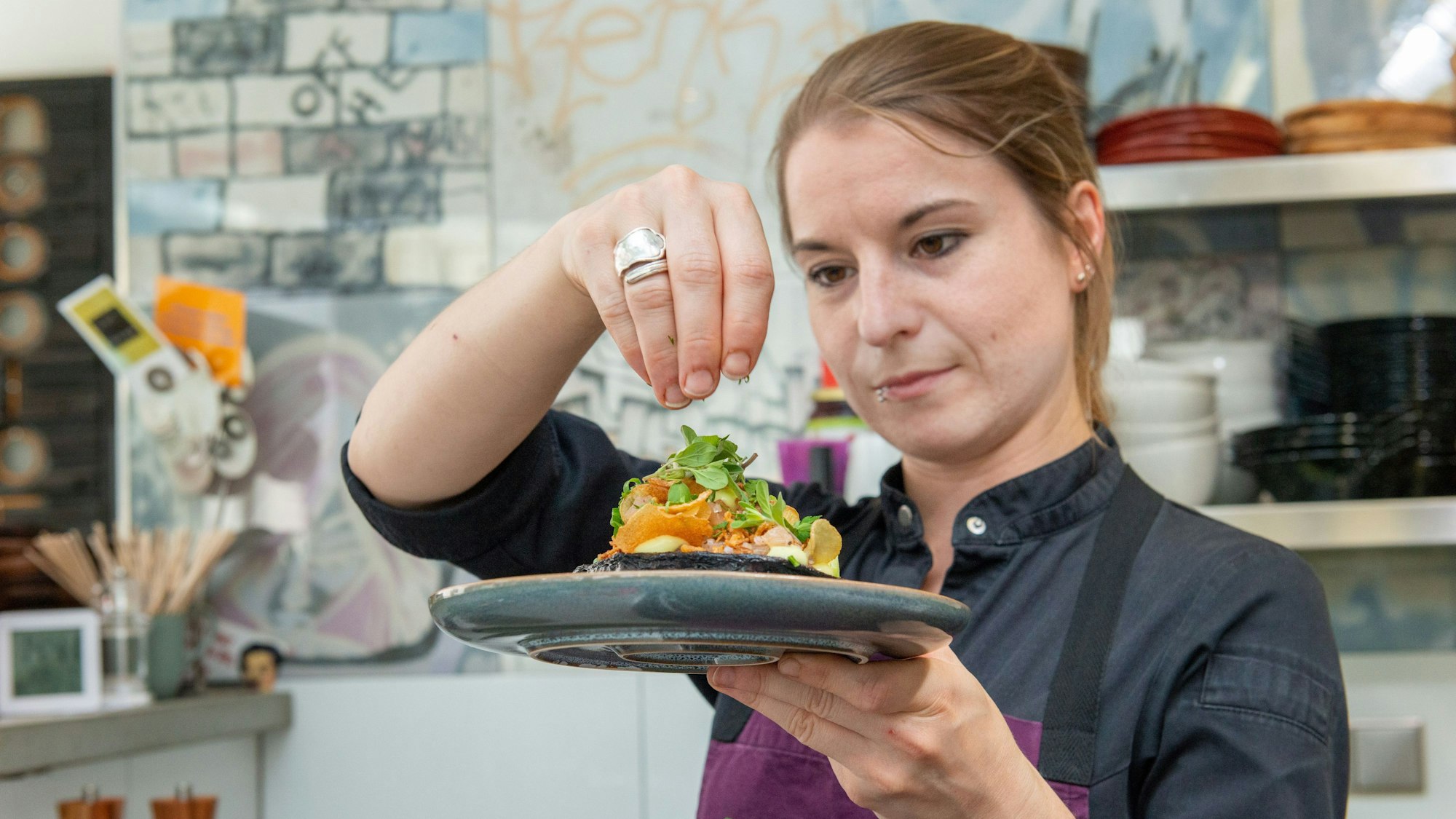 Sonja Baumann zaubert im Restaurant Neobiota leckere Frühstücksgerichte. (Archivbild 2019)
