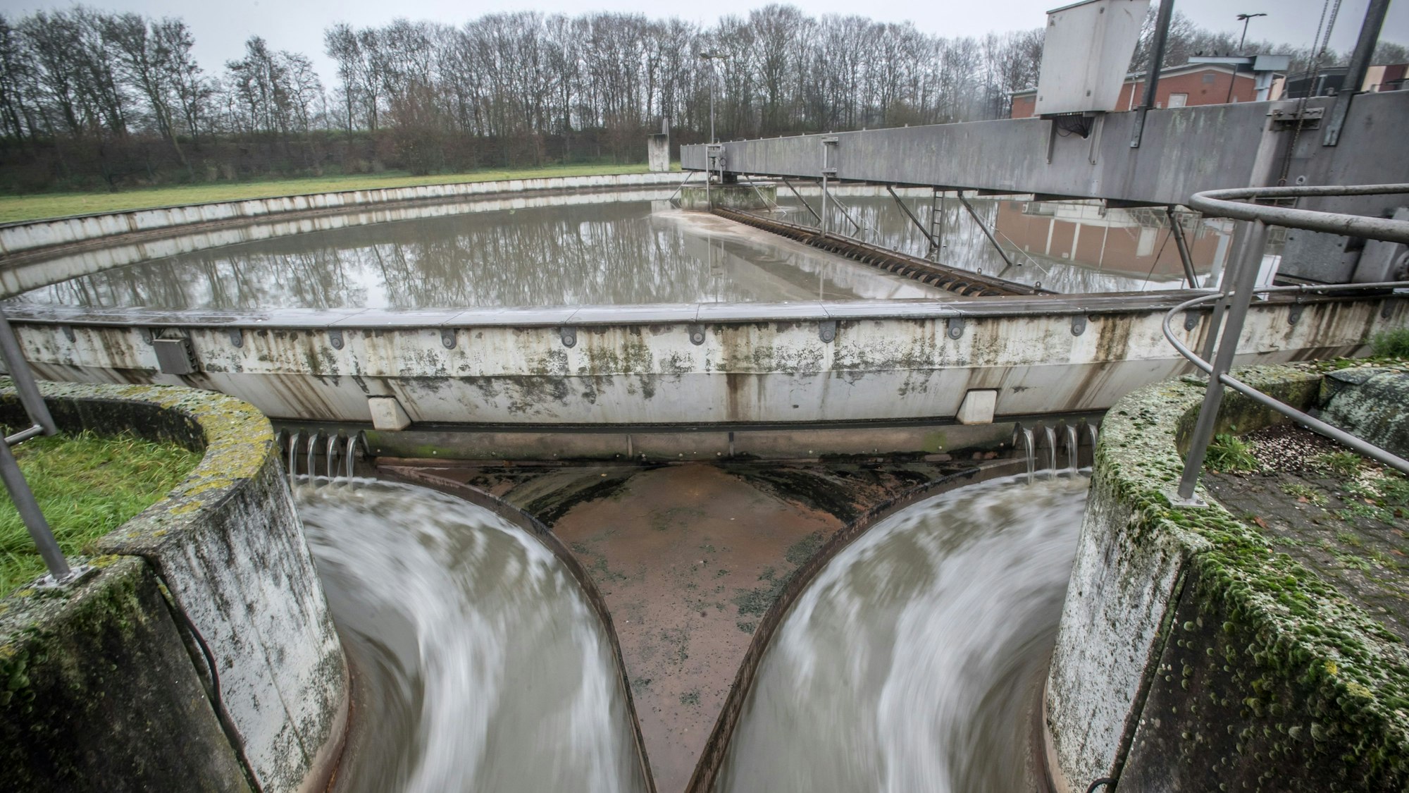 In der Kläranlage des Wupperverbands in Bürrig