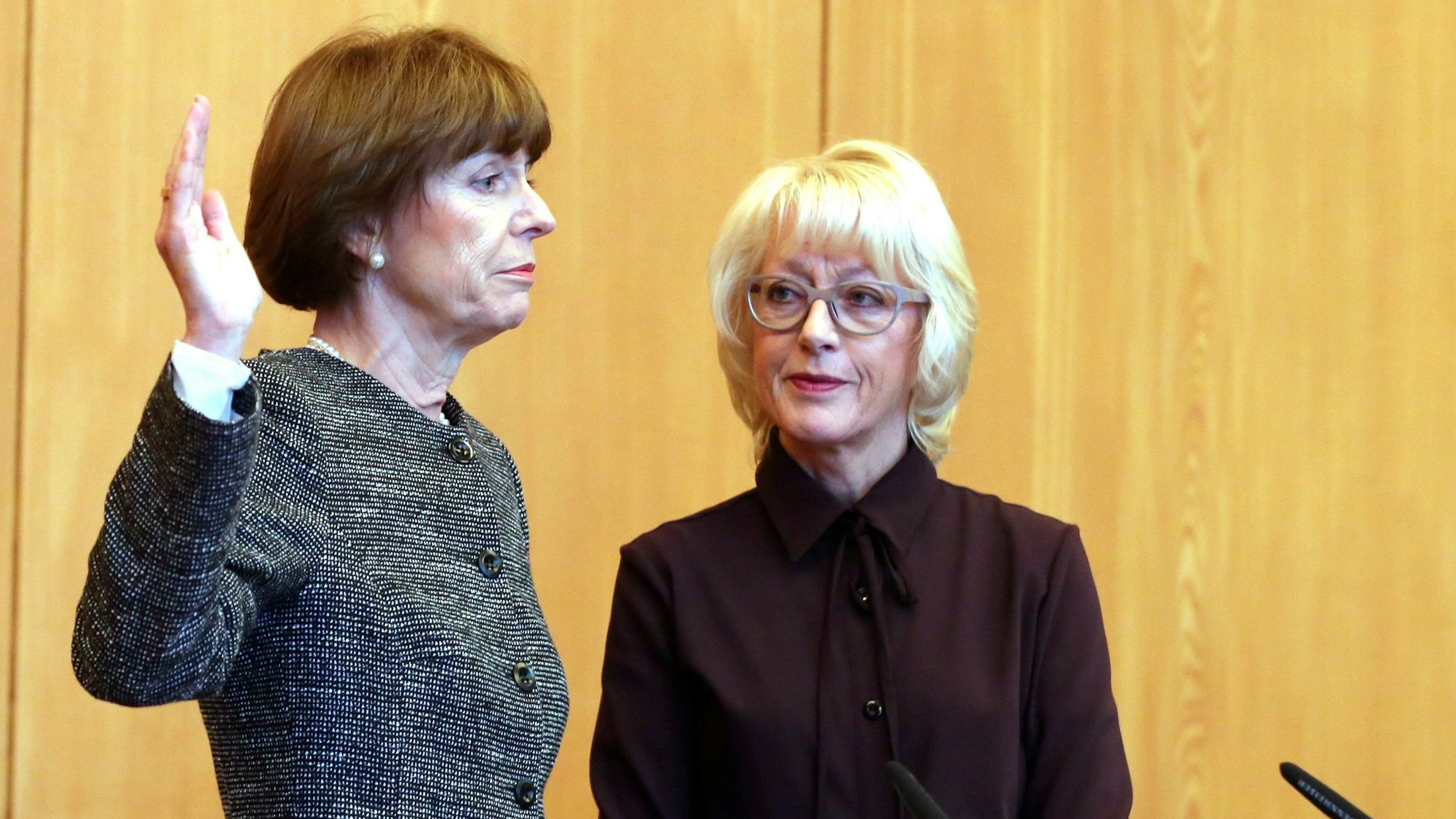 Henriette Reker bei ihrem Amtseid 2015.