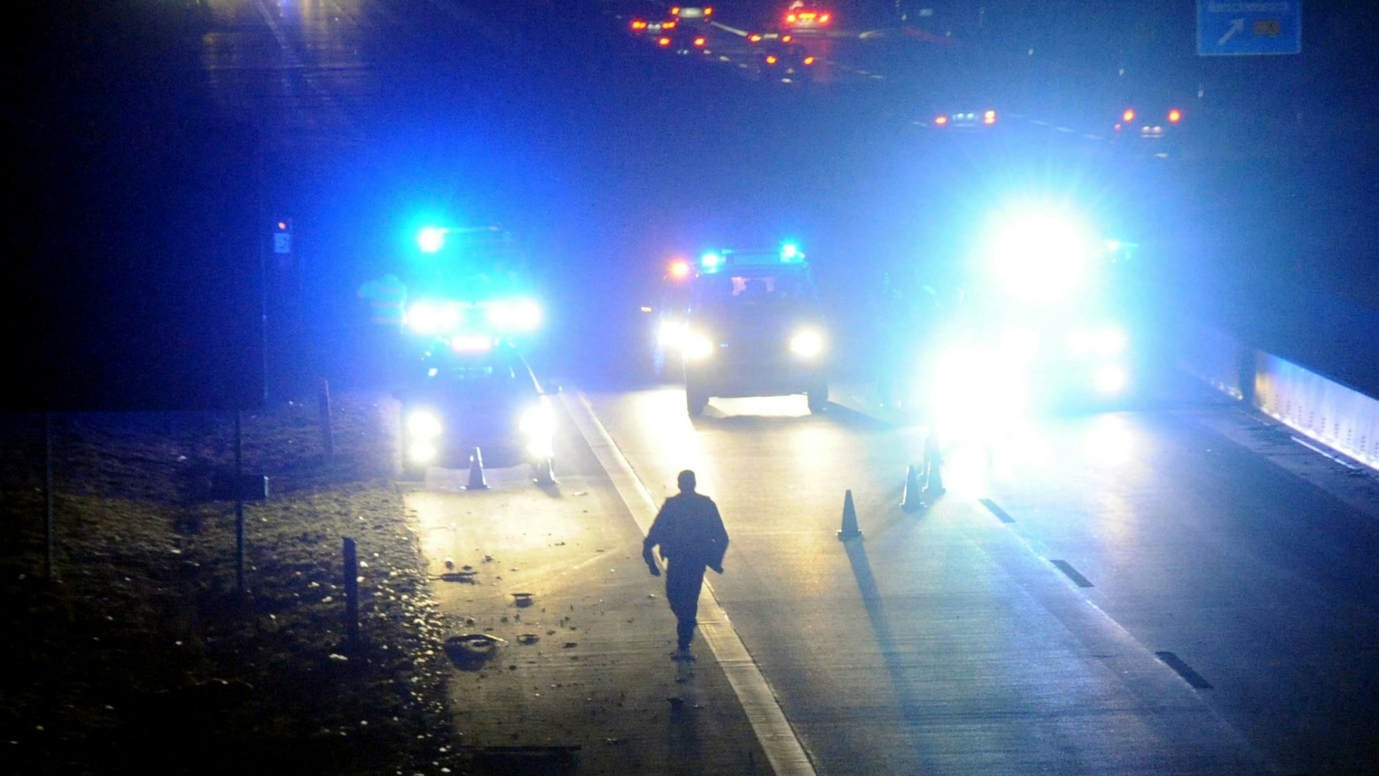 Die Polizei sperrte die Autobahn 4 (hier ein Symbolfot) teilweise ab, um andere Verkehrsteilnehmer zu schützen.