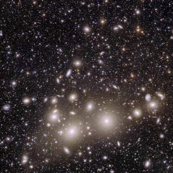 Aufnahme des Perseus Clusters durch das Teleskop Euclid